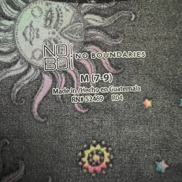 💖5/$25 Celestial 90s sun & moon tank top size M - Picture 3 of 4